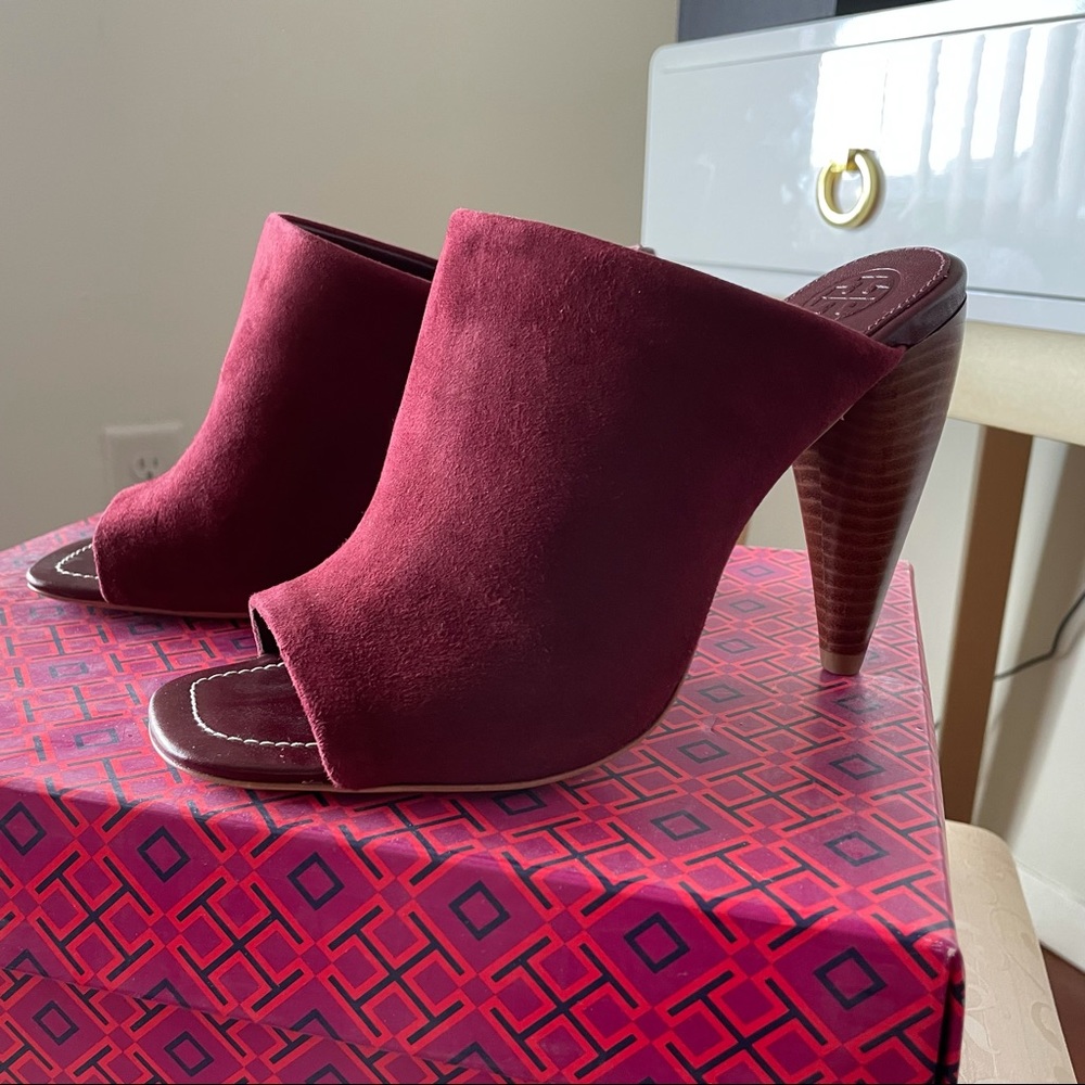 Tory Burch Maroon suede heeled sandals size 6